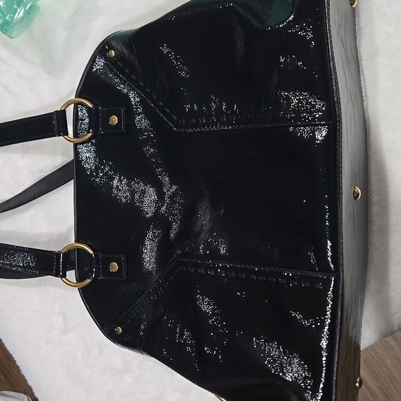 Yves Saint Laurent Shiny Black and Gold Shoulder Bag - Picture 10 of 16